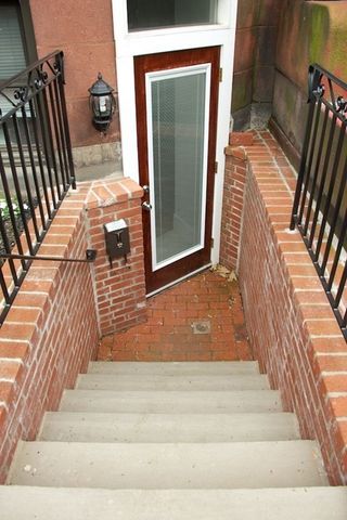 1089 Beacon Street 1, Brookline, MA 02446