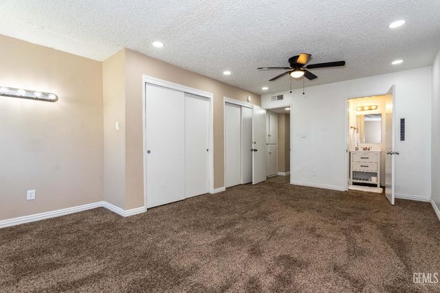 2316 Sandpiper Road, Bakersfield, CA 93309