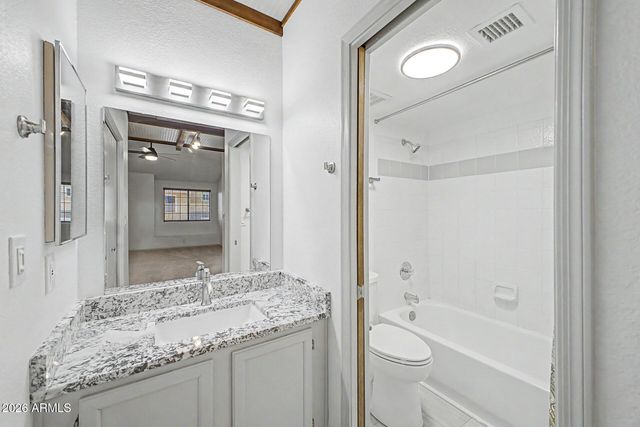 510 N ALMA SCHOOL Road 152, Mesa, AZ 85201