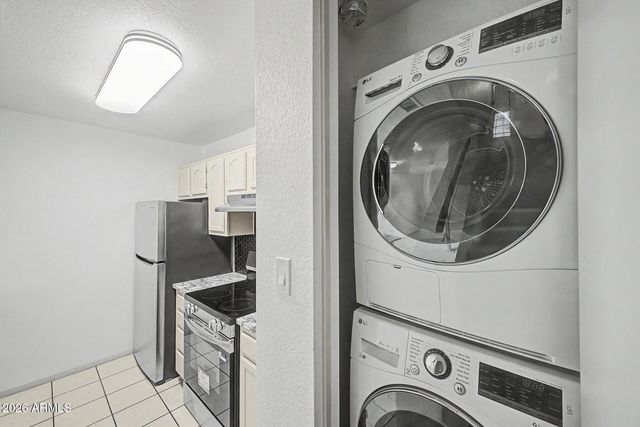510 N ALMA SCHOOL Road 152, Mesa, AZ 85201