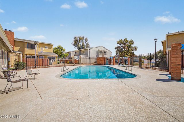510 N ALMA SCHOOL Road 152, Mesa, AZ 85201