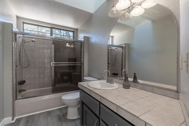 2100 Hidden Acre Rd, Meadow Vista, CA 95722