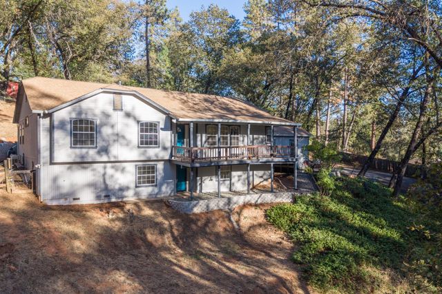 2100 Hidden Acre Rd, Meadow Vista, CA 95722