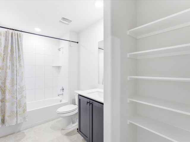 3717 Tracewood Bend, Aubrey, TX 76227