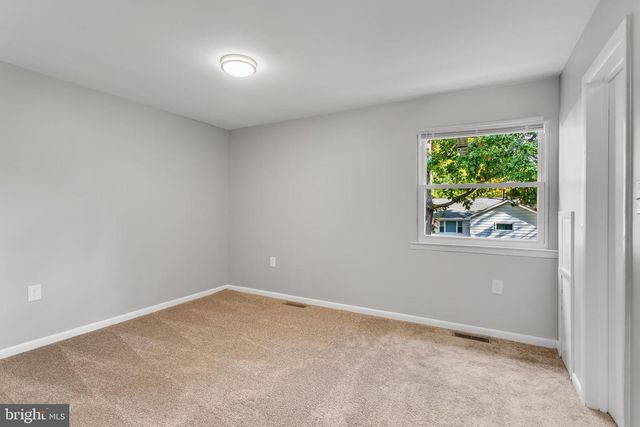 5613 GREGORY DR, Lanham, MD 20706