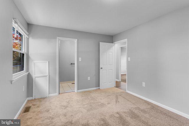 5613 GREGORY DR, Lanham, MD 20706