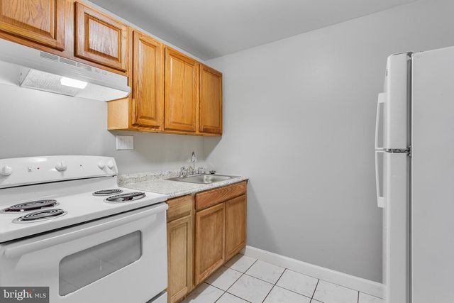 5613 GREGORY DR, Lanham, MD 20706