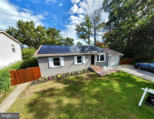 5613 GREGORY DR, Lanham, MD 20706