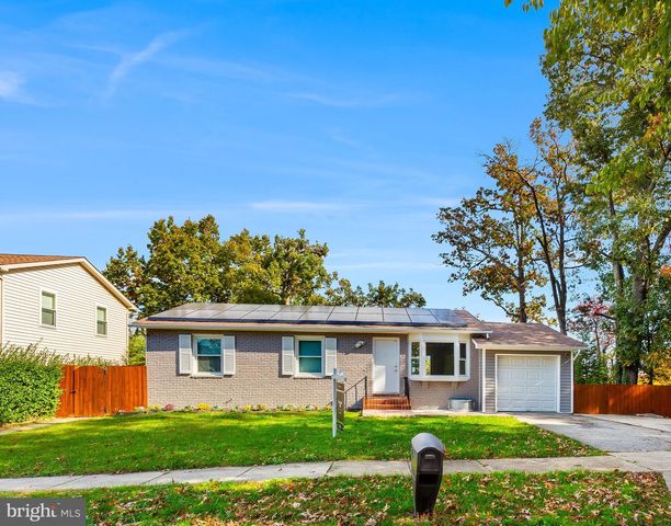 5613 GREGORY DR, Lanham, MD 20706