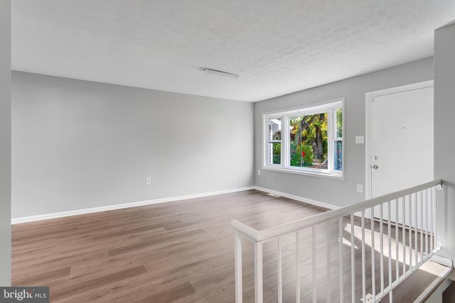 5613 GREGORY DR, Lanham, MD 20706