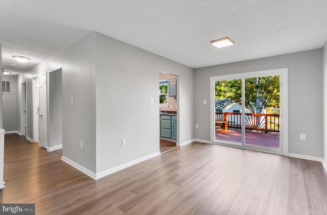 5613 GREGORY DR, Lanham, MD 20706