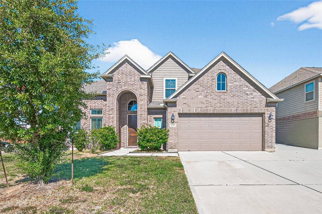 32734 Turning Springs Drive, Brookshire, TX 77423