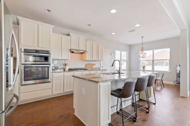 4838 Kingdom Dr, Murfreesboro, TN 37128