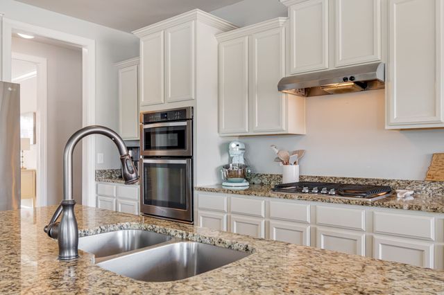 4838 Kingdom Dr, Murfreesboro, TN 37128