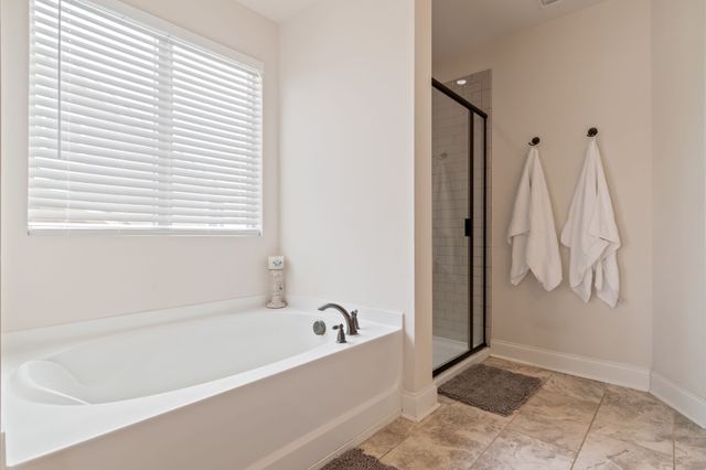 4838 Kingdom Dr, Murfreesboro, TN 37128