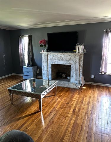 20001 Whitcomb, Detroit, MI 48235