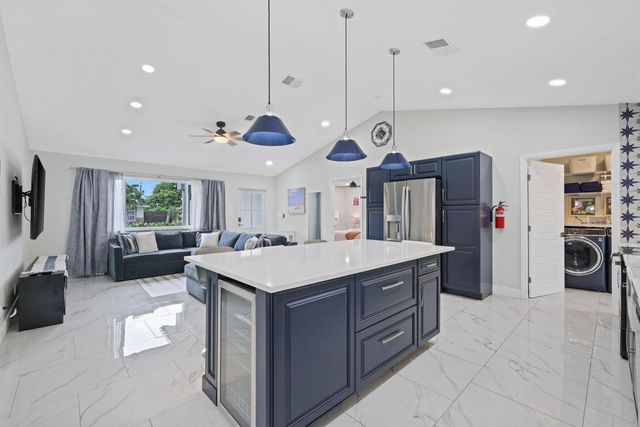 510 NE 38th Street, Deerfield Beach, FL 33064