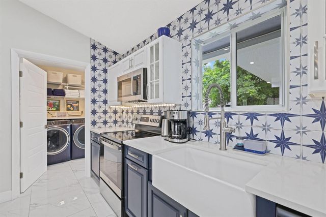 510 NE 38th Street, Deerfield Beach, FL 33064