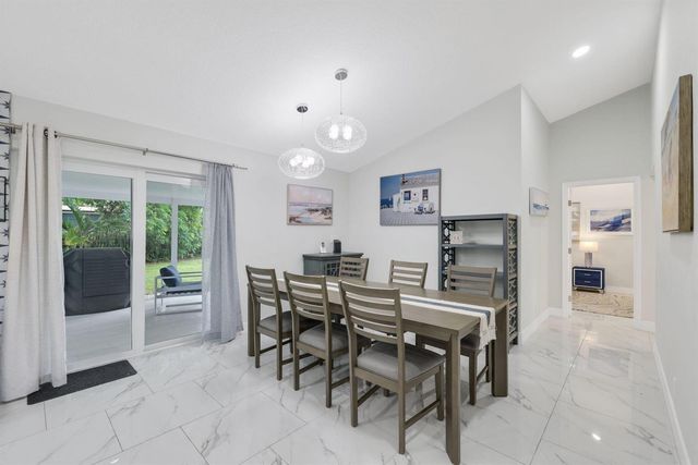 510 NE 38th Street, Deerfield Beach, FL 33064