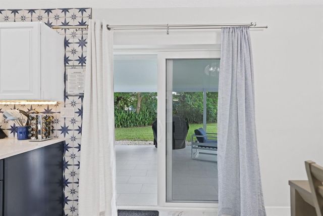 510 NE 38th Street, Deerfield Beach, FL 33064