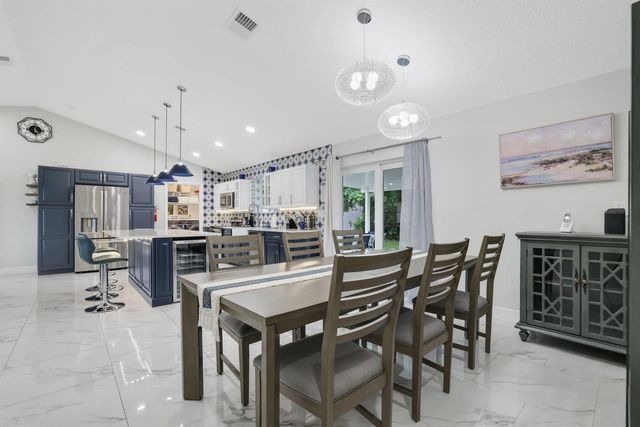 510 NE 38th Street, Deerfield Beach, FL 33064