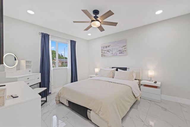 510 NE 38th Street, Deerfield Beach, FL 33064