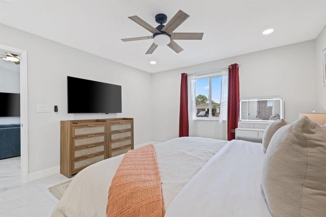 510 NE 38th Street, Deerfield Beach, FL 33064