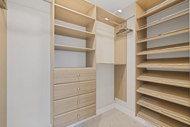 510 NE 38th Street, Deerfield Beach, FL 33064