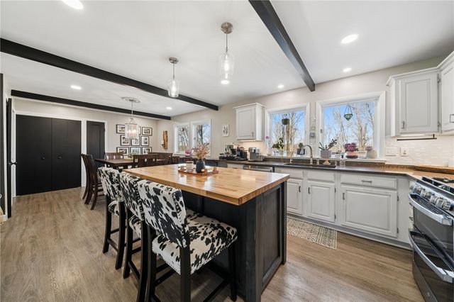 2187 Elizabeth Ct, Murrysville, PA 15632