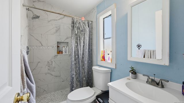 181 Dobie, Wimberley, TX 78676