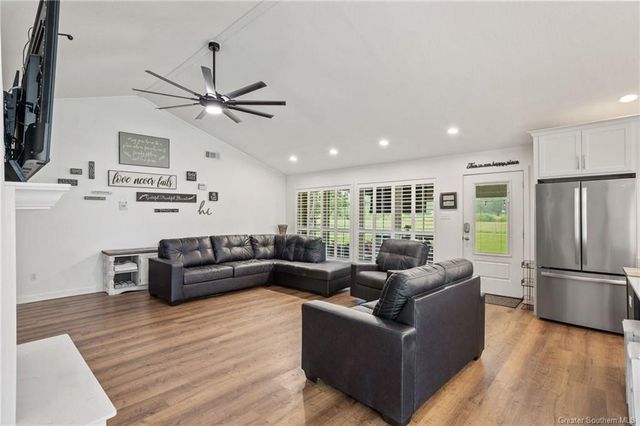 2231 W Dave Dugas Road, Sulphur, LA 70665