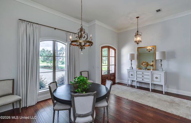 110 Meadow Park Drive, Canton, MS 39046