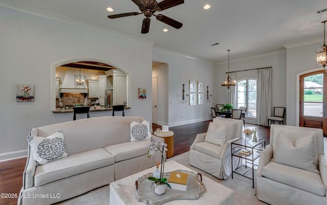 110 Meadow Park Drive, Canton, MS 39046