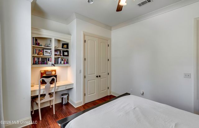 110 Meadow Park Drive, Canton, MS 39046