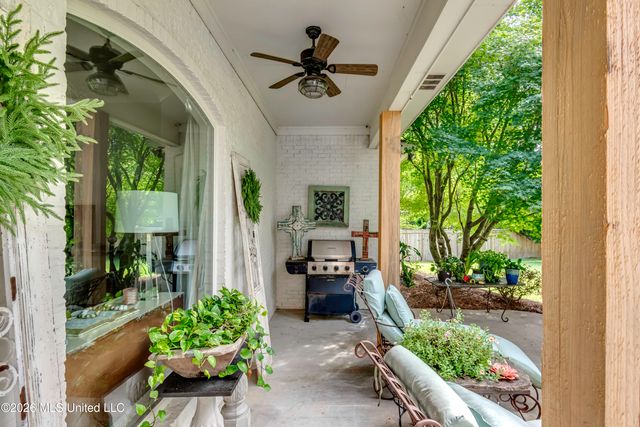 110 Meadow Park Drive, Canton, MS 39046