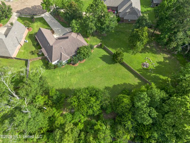 110 Meadow Park Drive, Canton, MS 39046