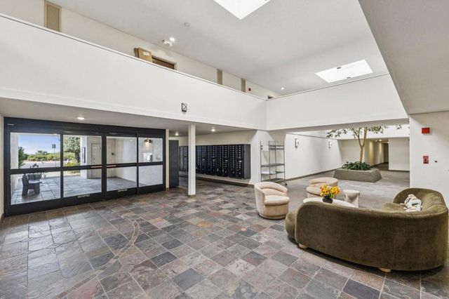 2101 Shoreline Drive 228, Alameda, CA 94501