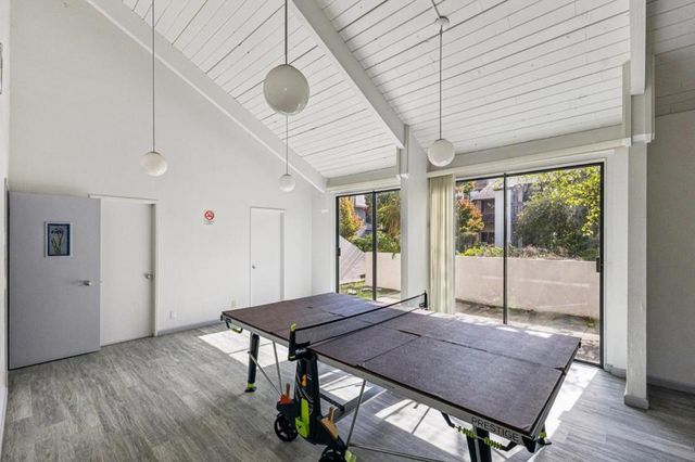 2101 Shoreline Drive 228, Alameda, CA 94501