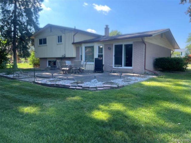20961 Concord Street, Southfield, MI 48076