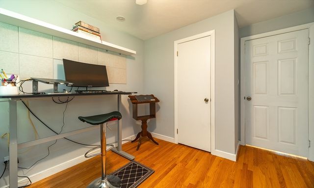 46 Wildwood Ave, Springfield, MA 01118