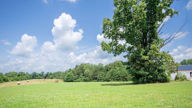 541 Rosemont Road, Irvine, KY 40336