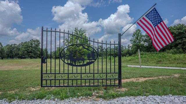 541 Rosemont Road, Irvine, KY 40336