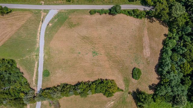 541 Rosemont Road, Irvine, KY 40336