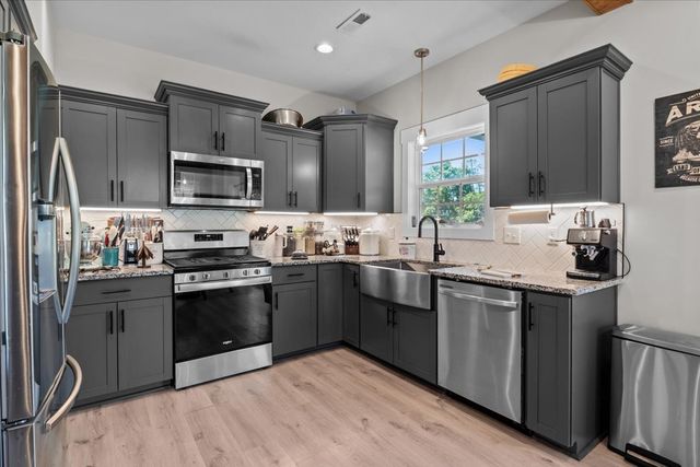 180 Alonzo Pl, Cunningham, TN 37052