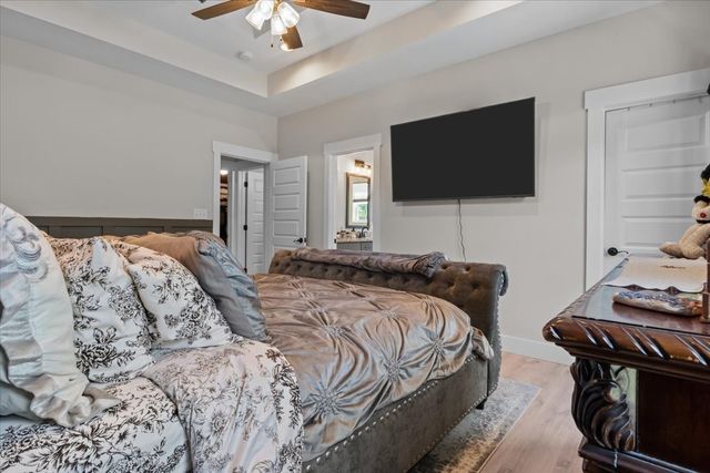 180 Alonzo Pl, Cunningham, TN 37052