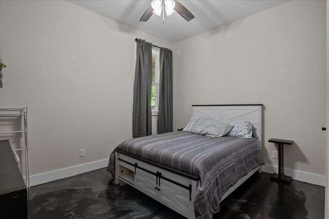 180 Alonzo Pl, Cunningham, TN 37052