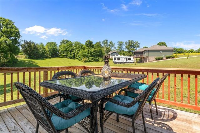 180 Alonzo Pl, Cunningham, TN 37052