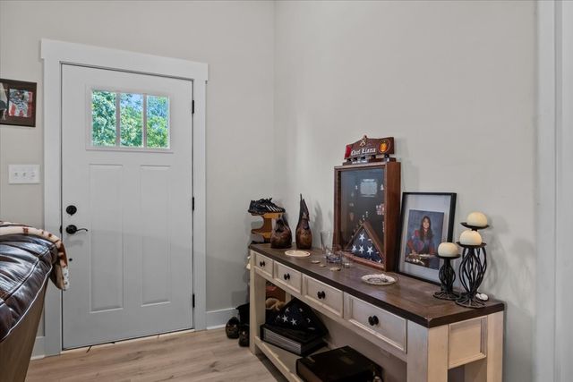 180 Alonzo Pl, Cunningham, TN 37052