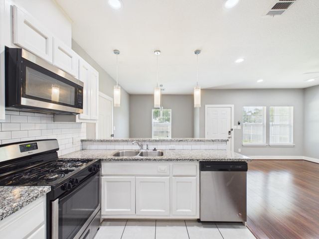 9214 Firnat Street, Houston, TX 77016