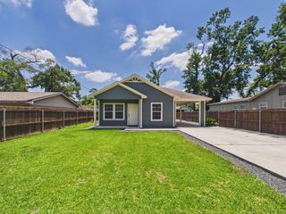 9214 Firnat Street, Houston, TX 77016
